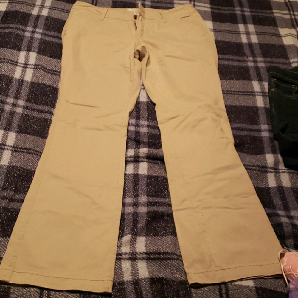 Khaki pants